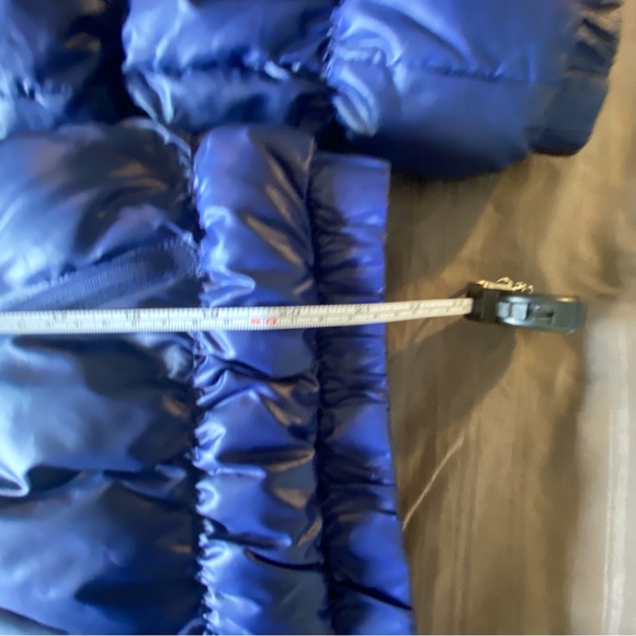 Adidas Puffer Coat in Dark Blue - Picture 12 of 13